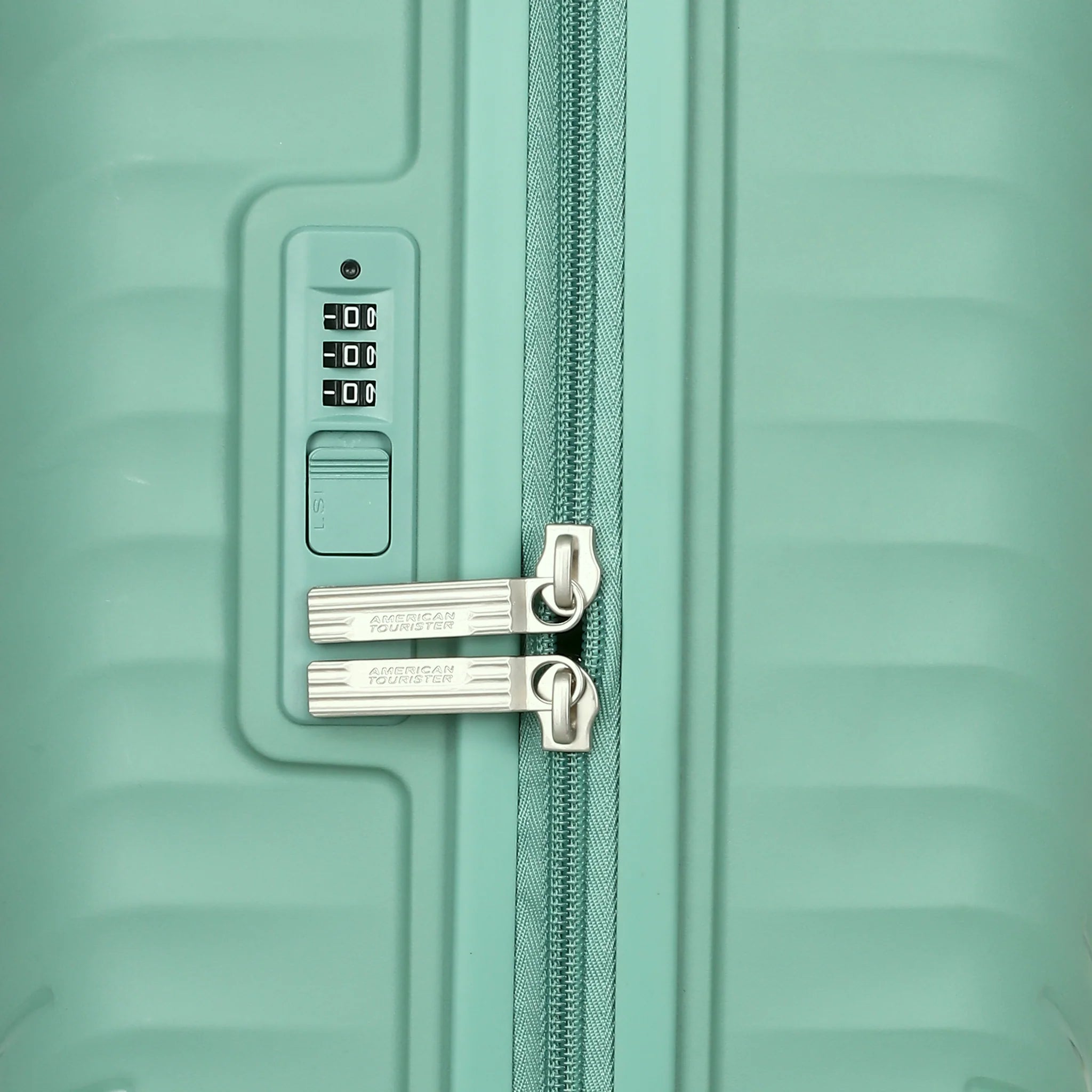 AMERICAN TOURISTER DIAMO